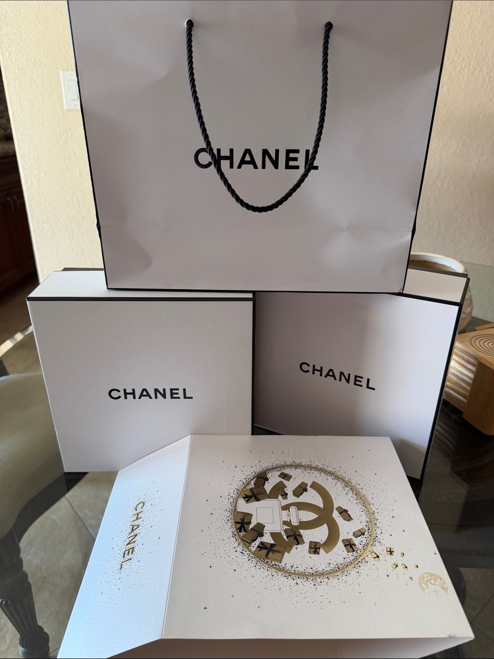 CHANEL White and Black Logo Gift Boxes